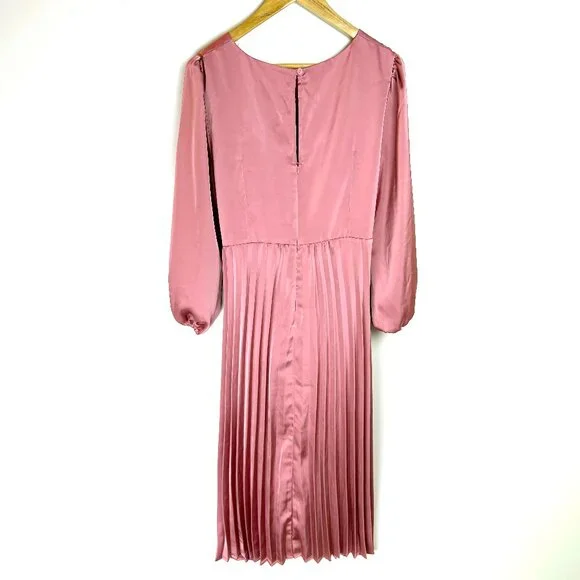 Petal & Pup Noelle Twist Front Pleated Midi Dress - Pink Large - Picture 4 of 9